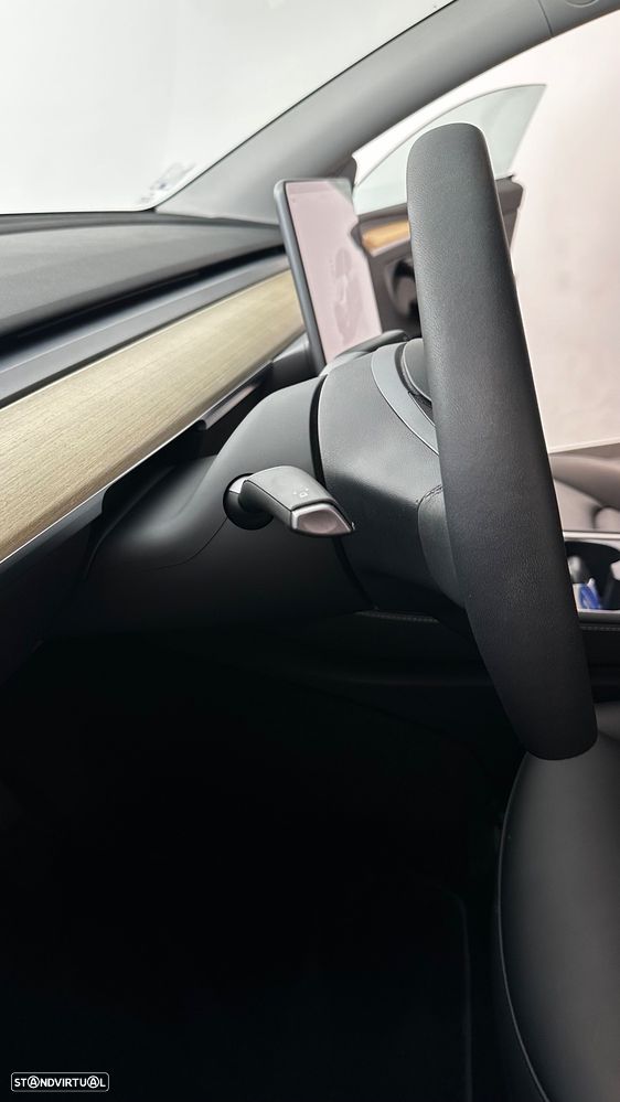 Tesla Model Y Tração Traseira - 20