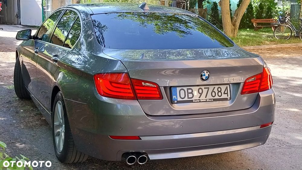 BMW Seria 5 525d - 4