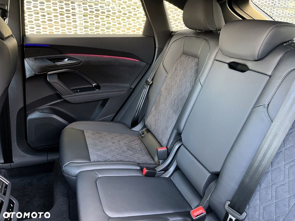 Audi Q5 Sportback - 25