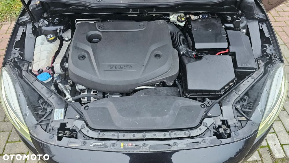 Volvo V40 D2 Momentum - 11