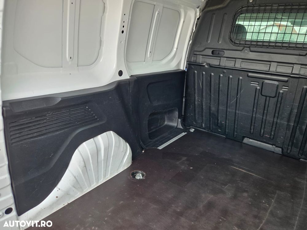 Peugeot New Partner L1H1 - 12