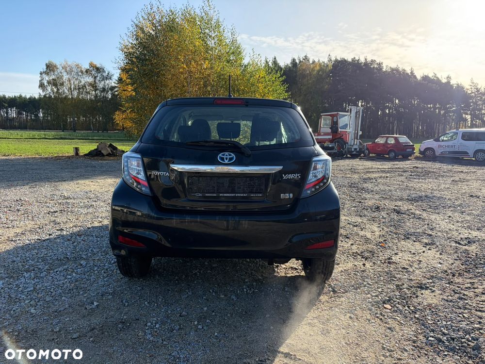 Toyota Yaris - 3