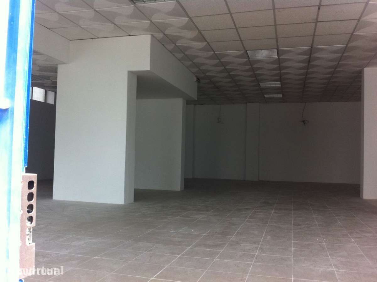 Loja 200m2 C/ saída de Fumos ( O Próprio ) - Grande imagem: 5/20