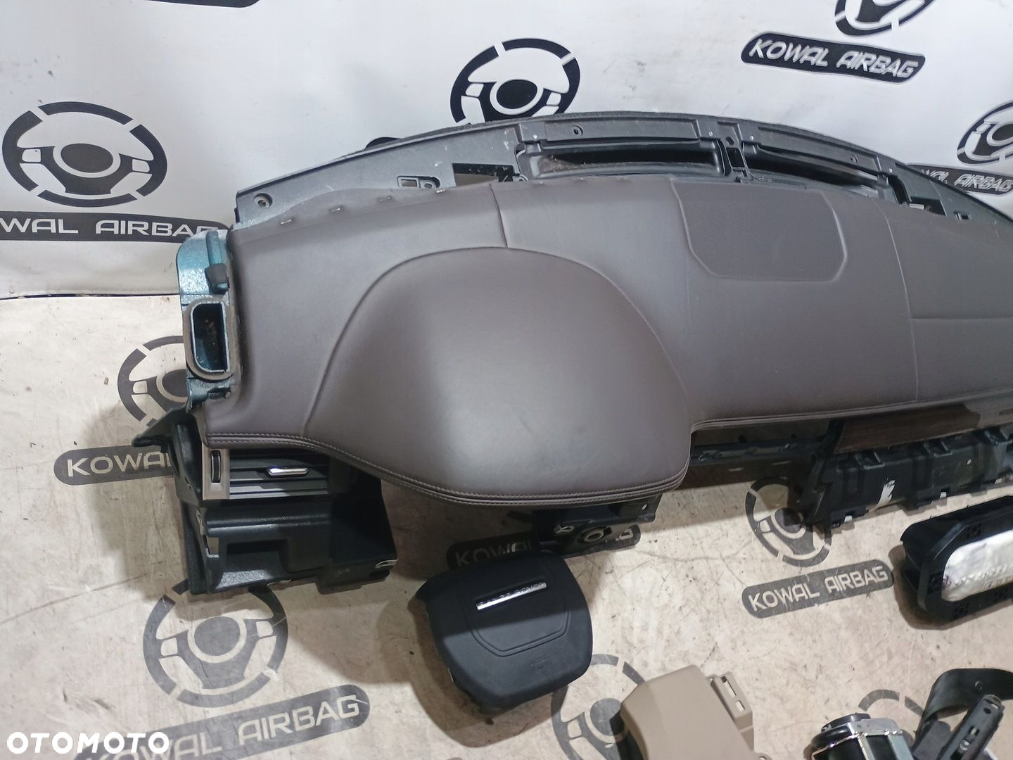 RANGE ROVER EVOQUE BRĄZ GŁADKI DESKA KONSOLA AIRBAG PASY ORYGINAŁ DEMONTAŻ - 5