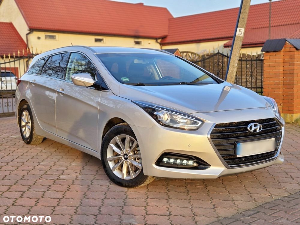 Hyundai i40 Kombi blue 1.7 CRDi DCT Premium - 12