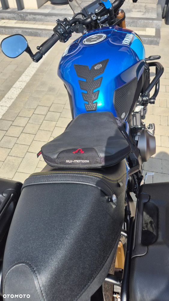 Yamaha XSR - 16