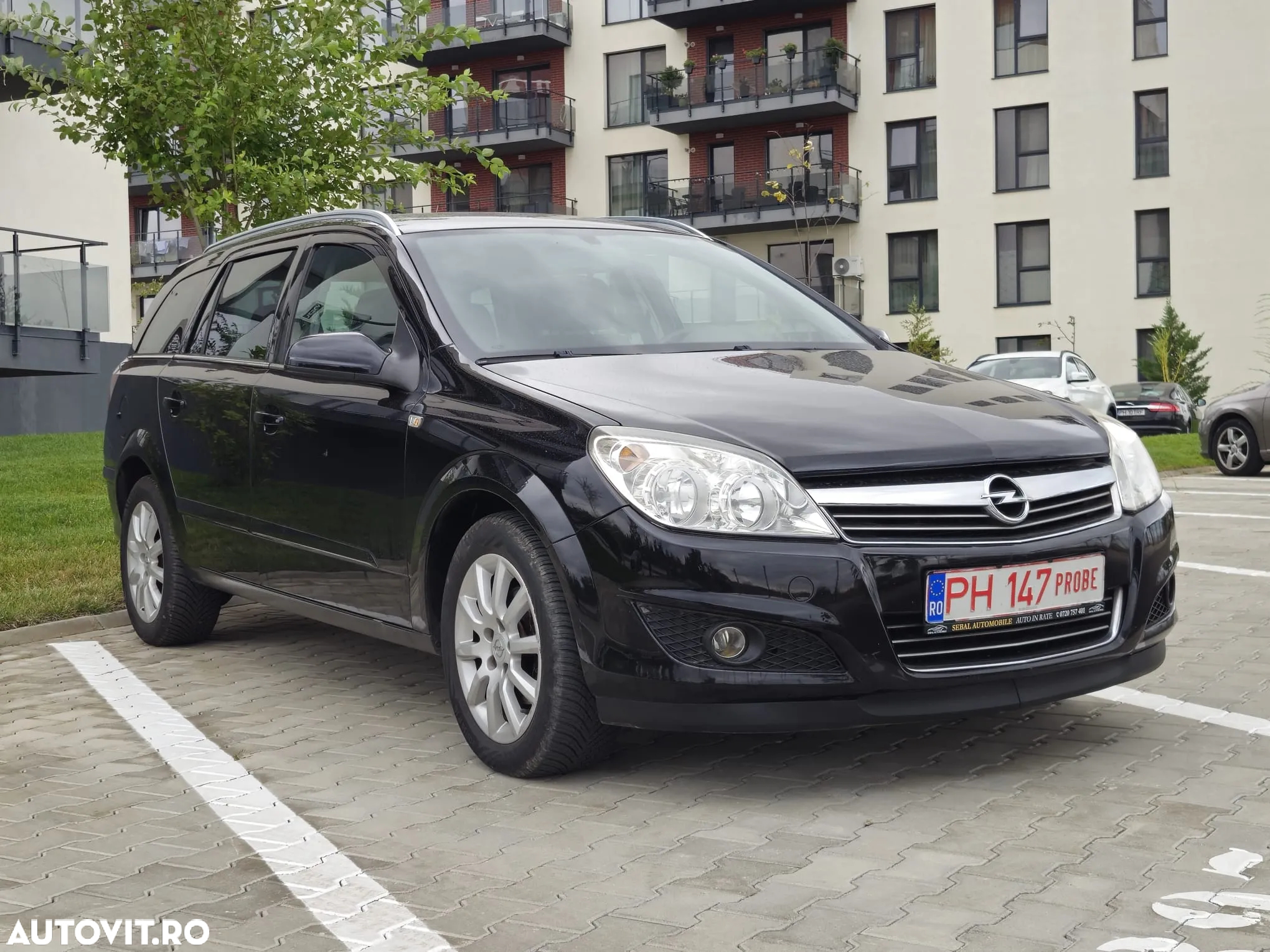 Opel Astra 1.6 Caravan Easytronic Cosmo - 3
