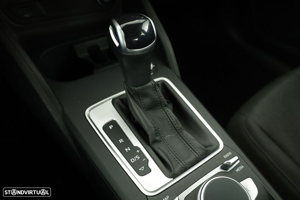 Audi Q2 35 TFSI S tronic - 13