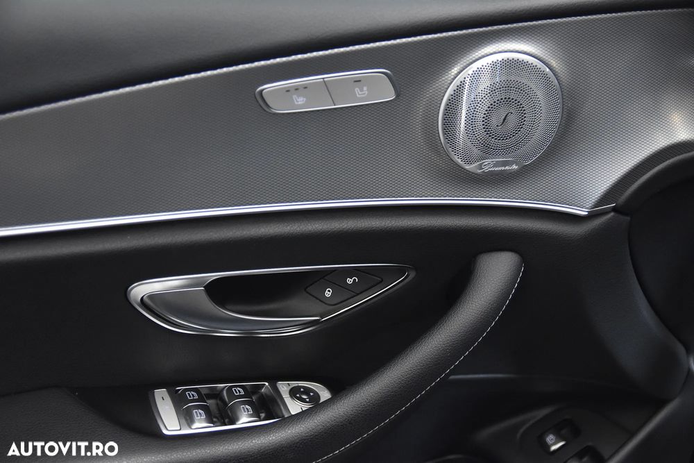 Mercedes-Benz E - 14