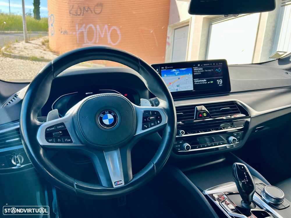 BMW 520 e Pack M - 8