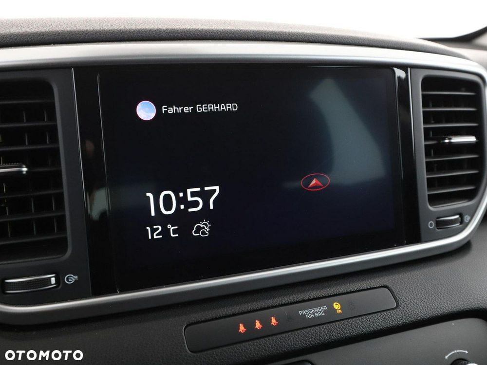 Kia Sportage 1.6 GDI M 2WD - 24