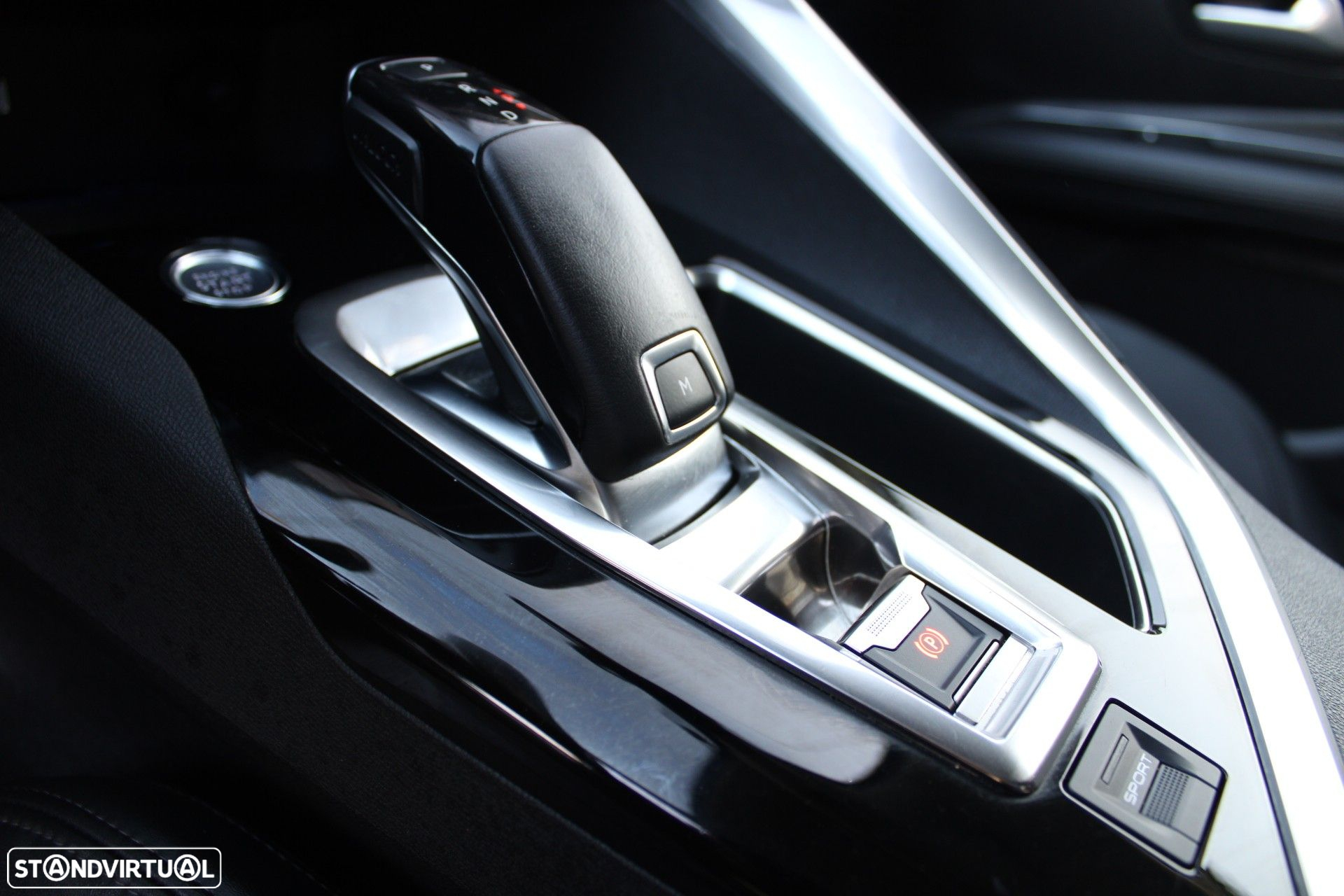 Peugeot 3008 1.2 PureTech Allure EAT8 - 10