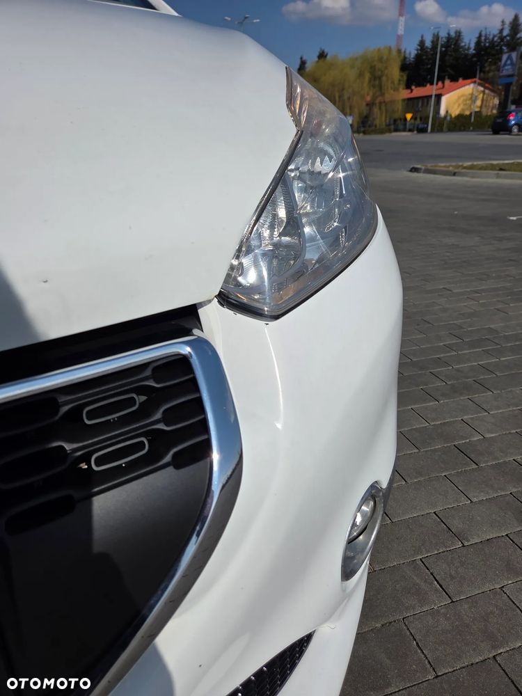 Peugeot 208 95 VTI Active - 20