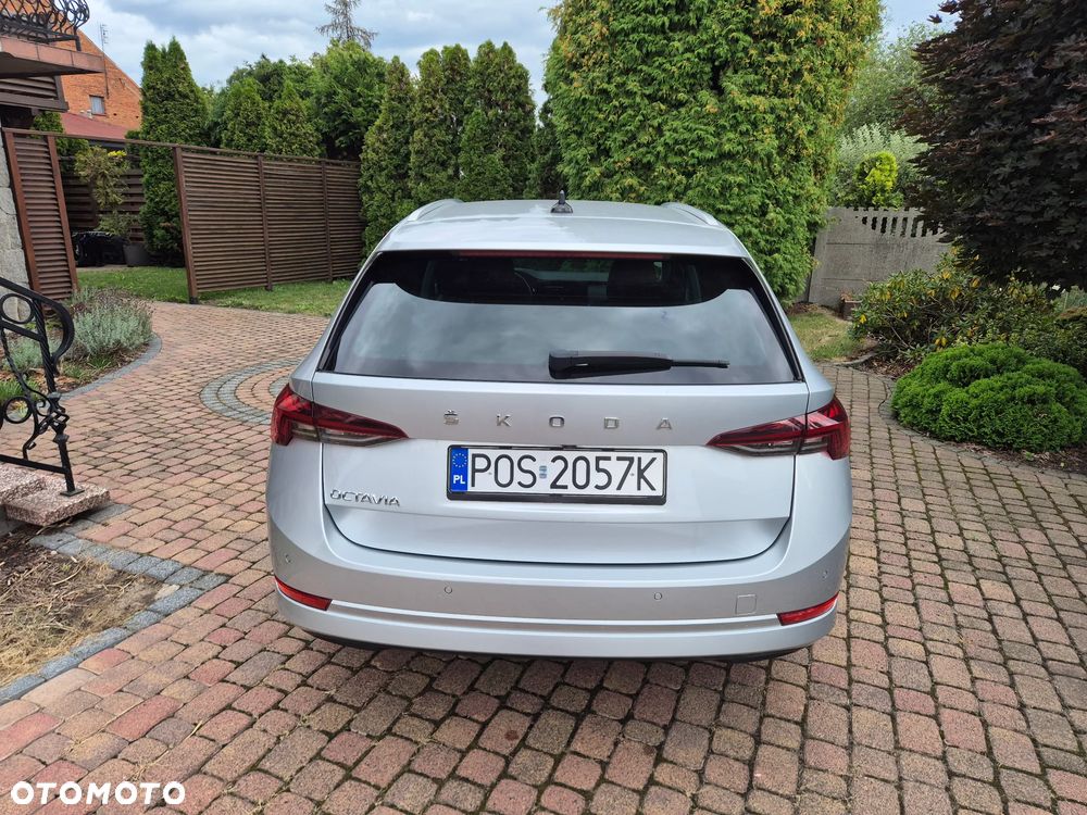 Skoda Octavia 2.0 TDI DSG Exclusive Plus - 6