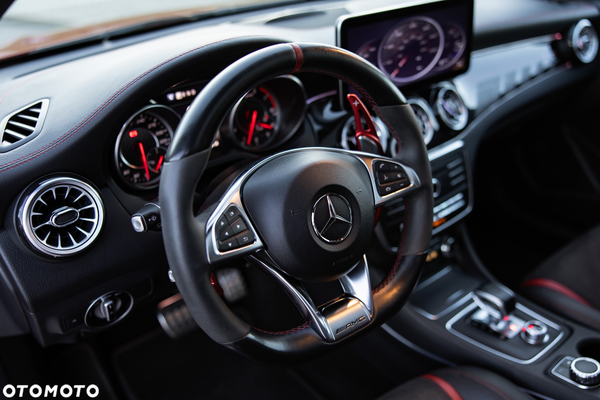 Mercedes-Benz CLA AMG 45 4-Matic - 23
