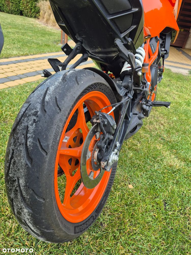 KTM Duke - 4