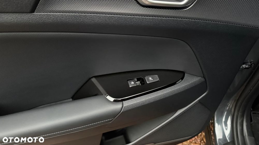 Kia Sportage 1.6 T-GDI HEV Business Line 4WD - 23