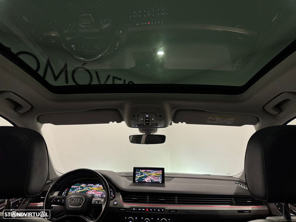 Audi Q7 3.0 TDi quattro Tiptronic 7L - 32