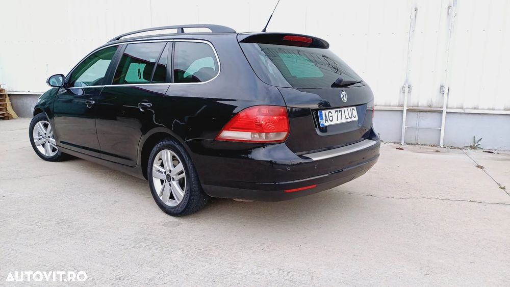 Volkswagen Golf 2.0 TDI Comfortline DPF - 13
