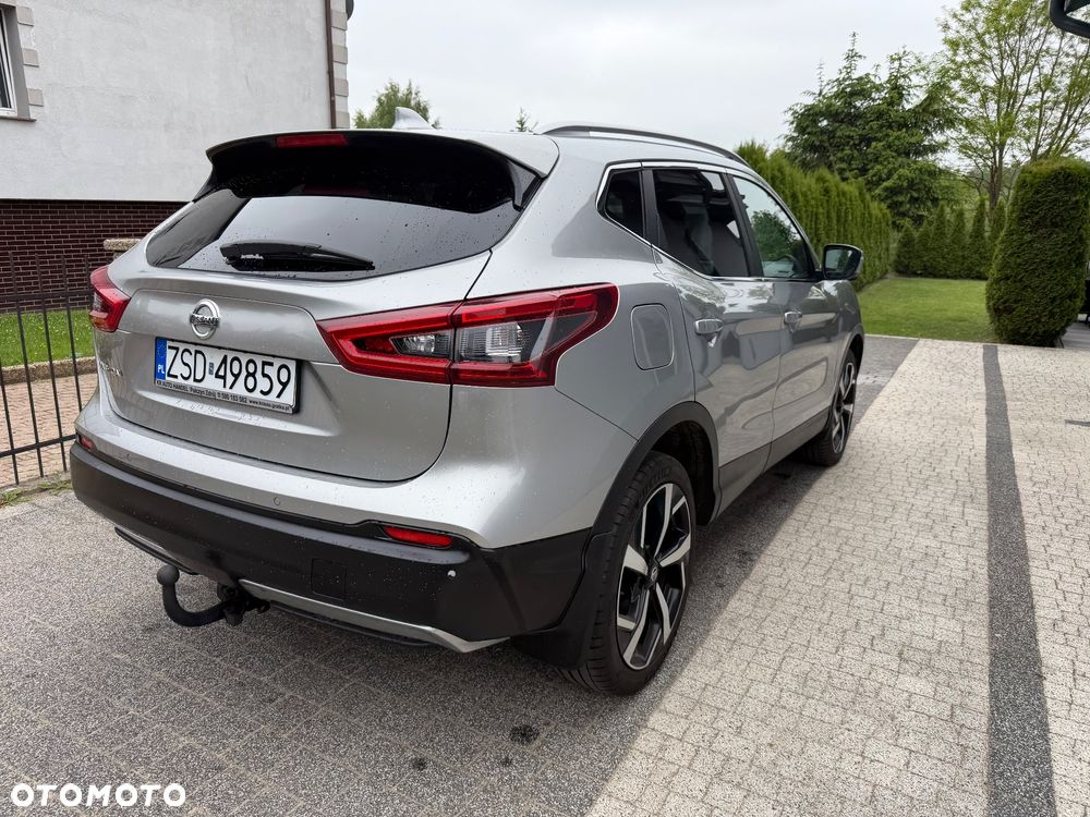 Nissan Qashqai 1.6 dCi Xtronic TEKNA+ - 3
