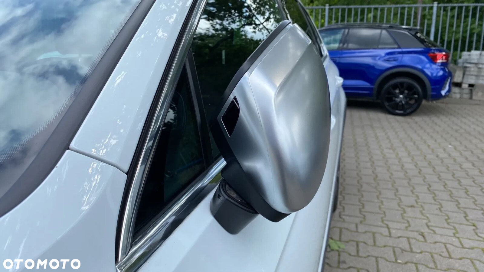 Volkswagen Passat - 11