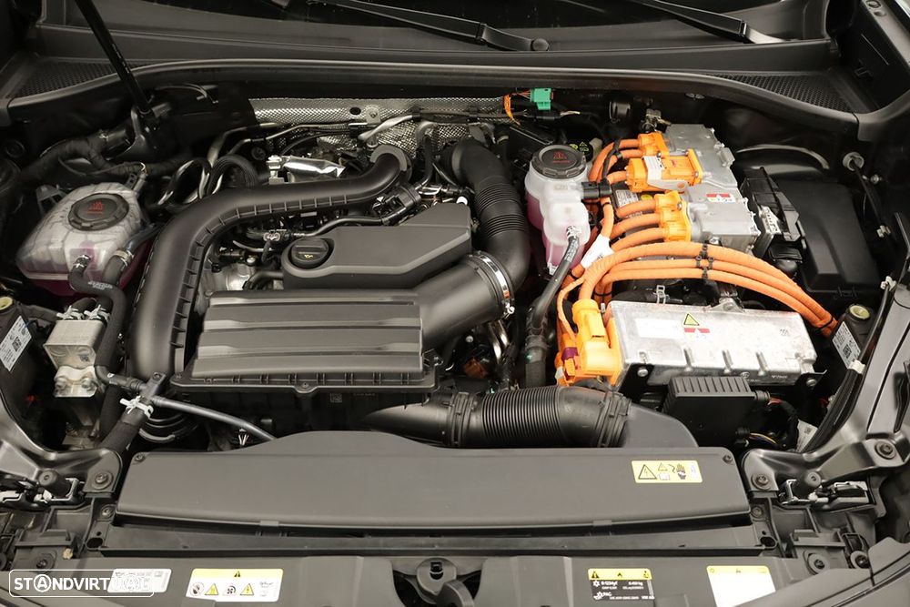 Cupra Terramar 1.5 e-Hybrid DSG - 24
