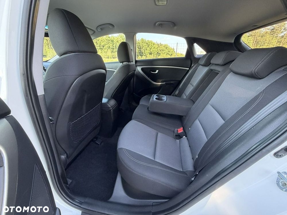 Hyundai i30 - 15