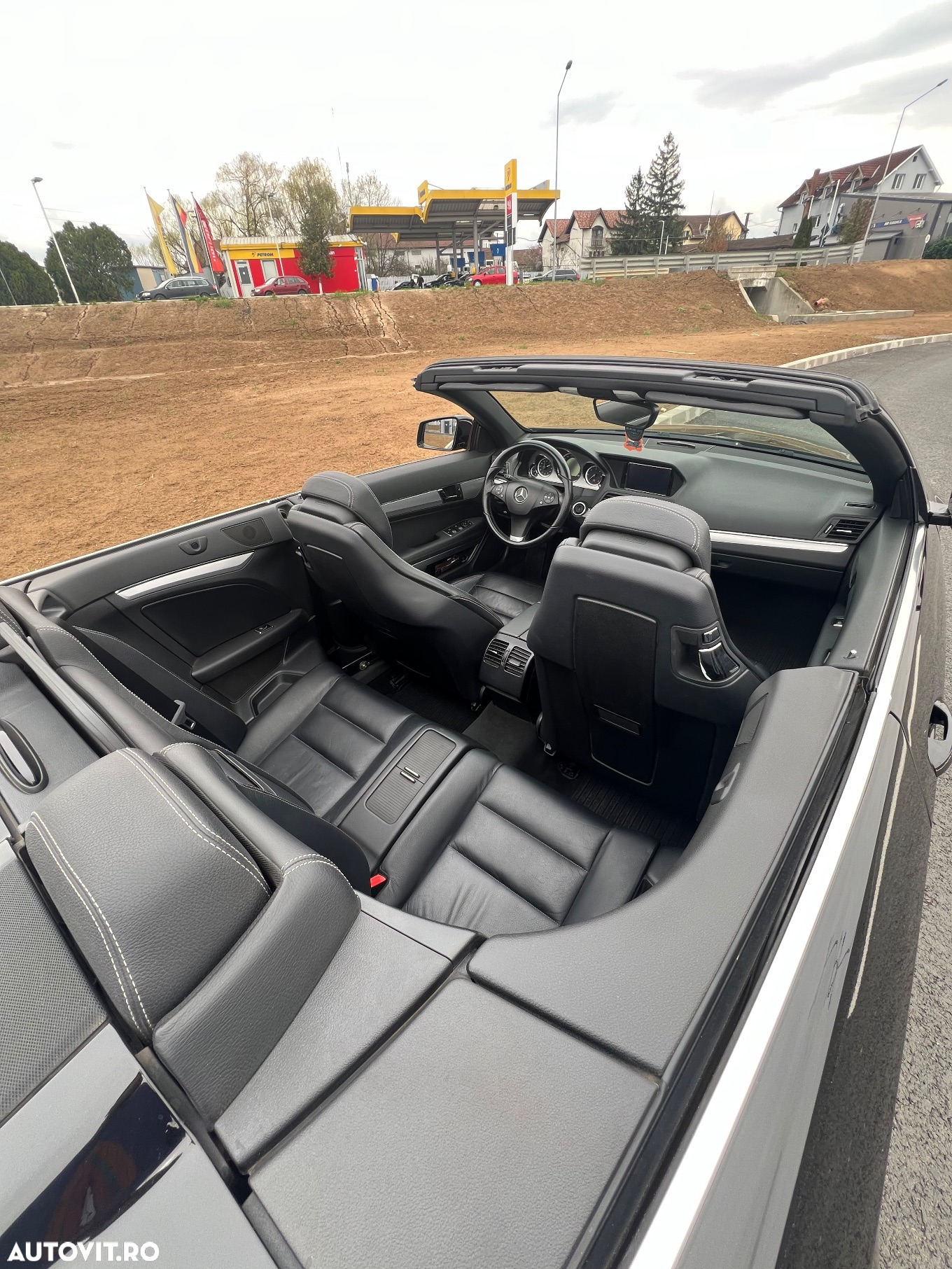 Mercedes-Benz E - 10