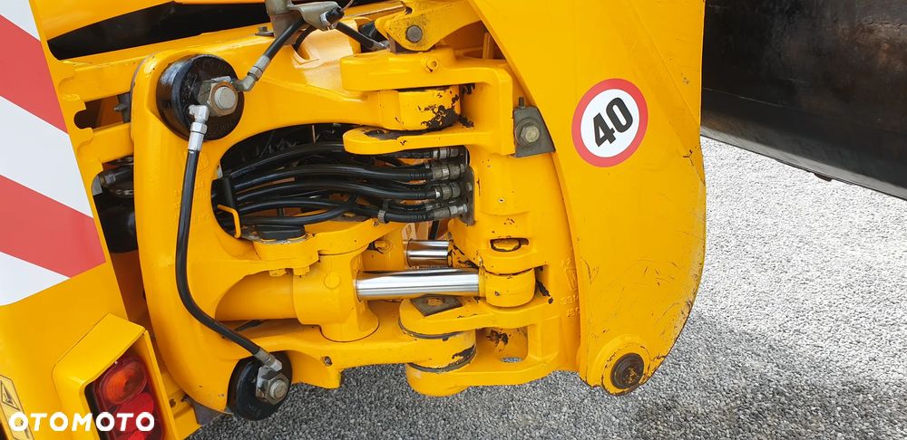 JCB 4CX rok 2007 SPROWADZONY FULL OPCJA skrzynia torquelock na dżojstikach - 26