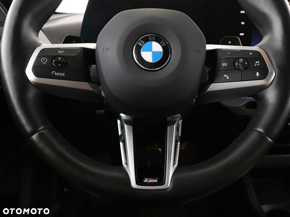 BMW Seria 1 120 mHEV - 22