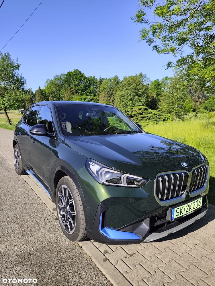 BMW iX1 xDrive30 66.5kWh xLine - 3