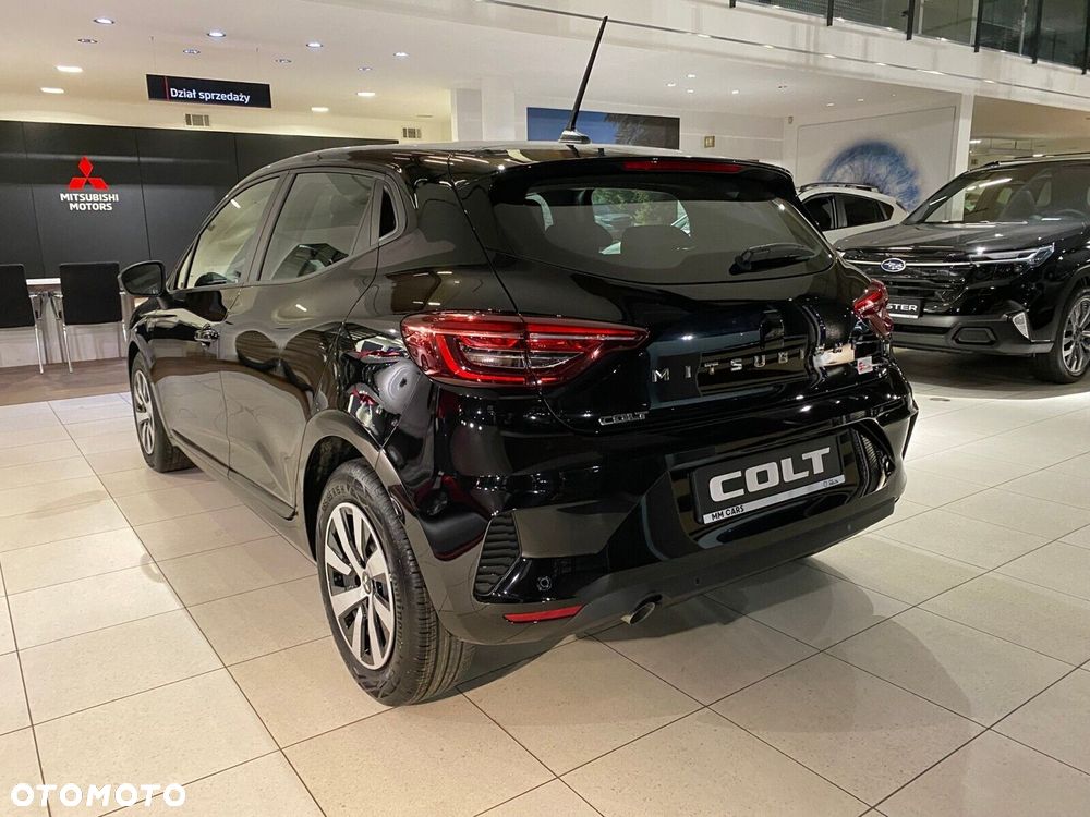 Mitsubishi Colt - 3