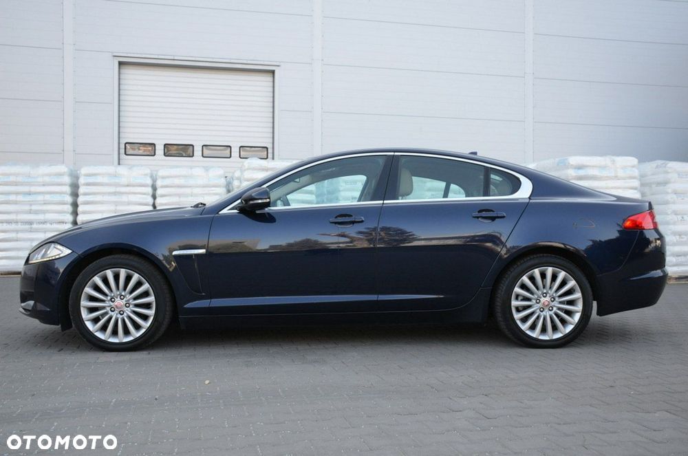 Jaguar XF - 2
