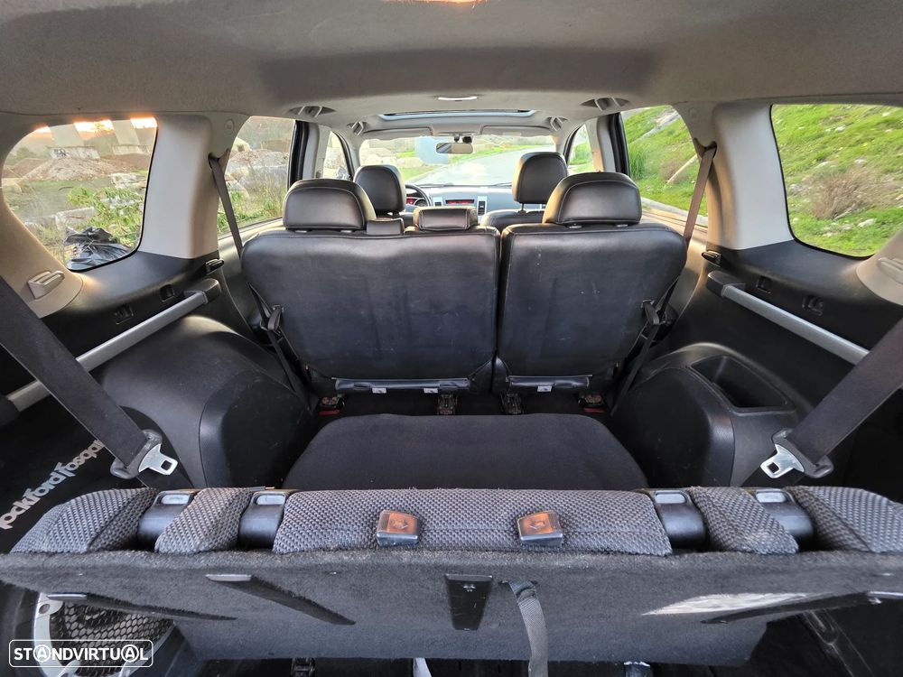 Mitsubishi Outlander 2.0 DI-D Intense 4WD - 8