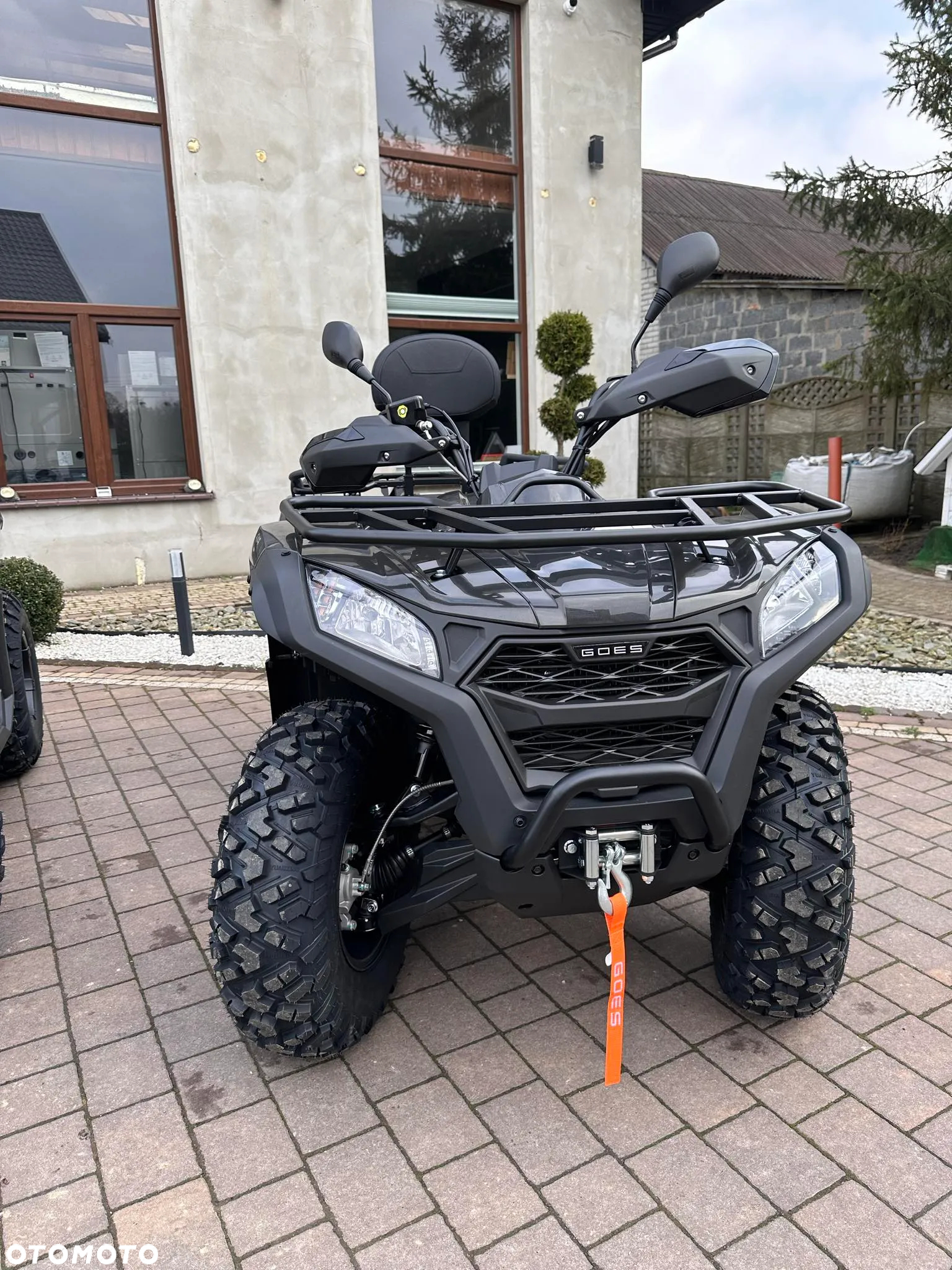 CFMoto CForce - 10