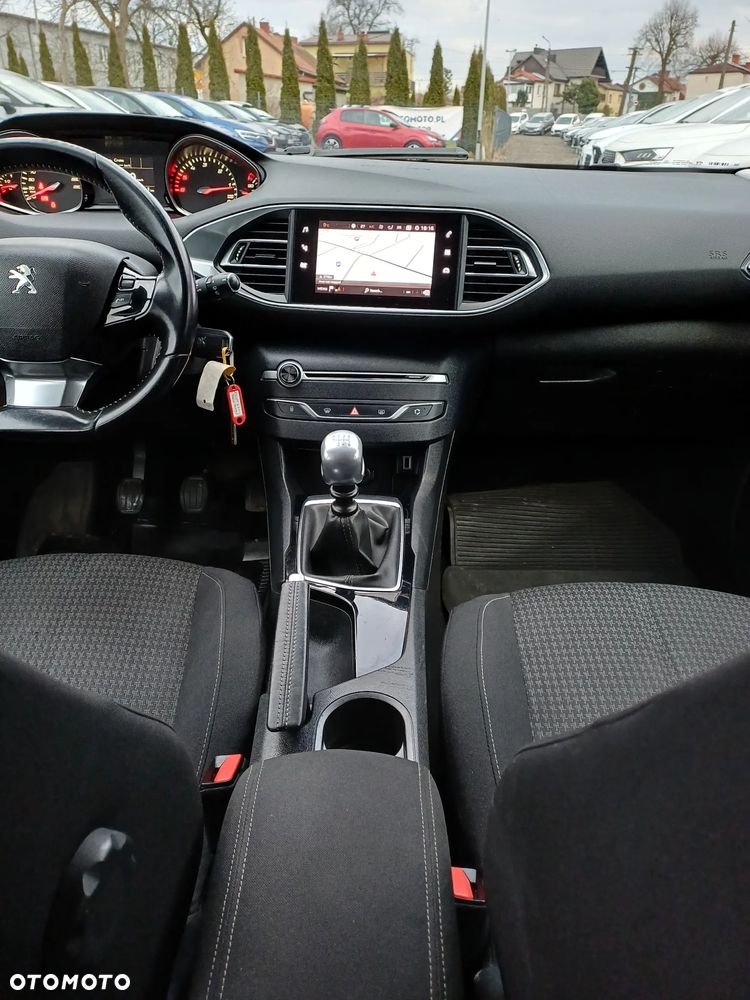 Peugeot 308 BlueHDi FAP 130 Stop & Start Allure - 21