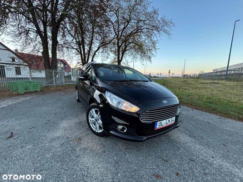 Ford S-Max - 37
