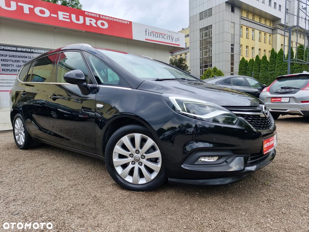 Opel Zafira 1.4 T Cosmo EcoFLEX S&S - 9