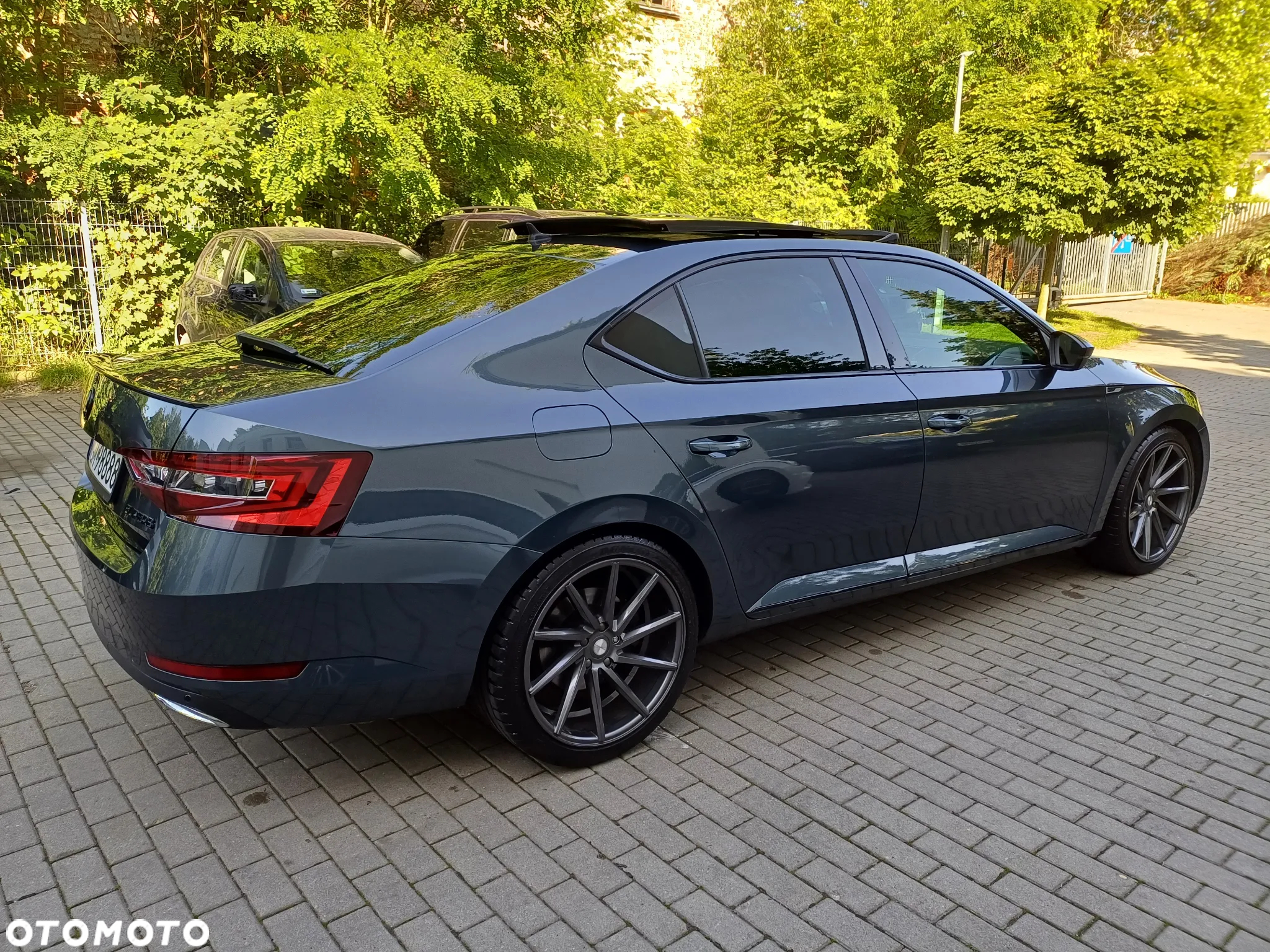 Skoda Superb 2.0 TSI Sportline DSG - 4