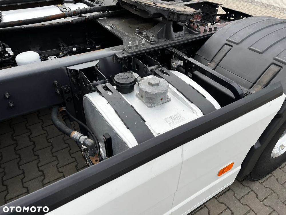 Volvo FH 460 HYDRAULIKA SPROWADZONY Z FRANCJI SERWISOWANY LODÓWKA KLIMA POSTOJOWA - 10
