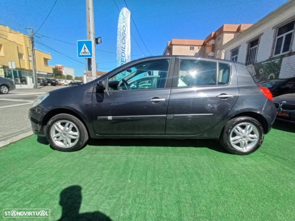 Renault Clio 1.2 16V Dynamique - 5