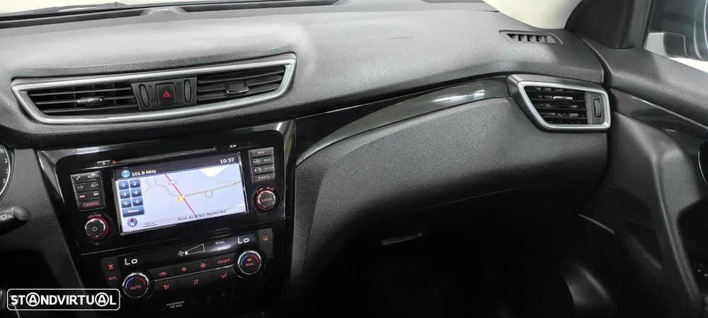 Nissan Qashqai 1.5 dCi Tekna Sport 17 - 27