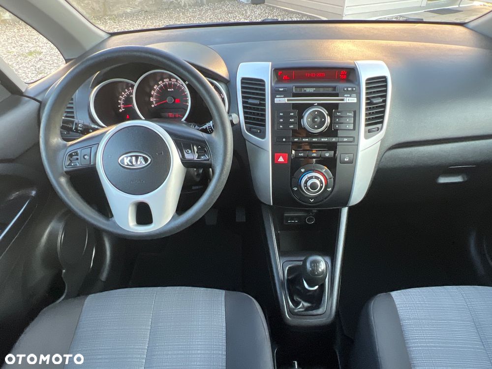 Kia Venga 1.4 CVVT Attract - 12