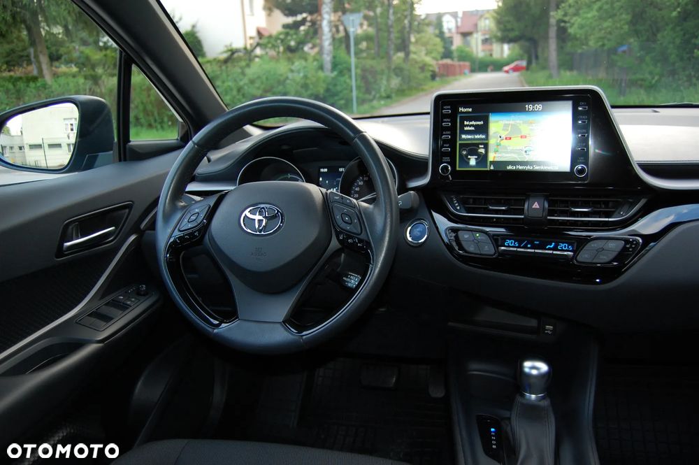 Toyota C-HR 1.8 Hybrid Prestige - 32