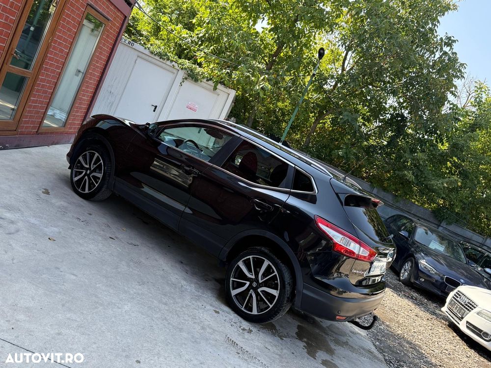 Nissan Qashqai 1.6 DCI Xtronic TEKNA - 37