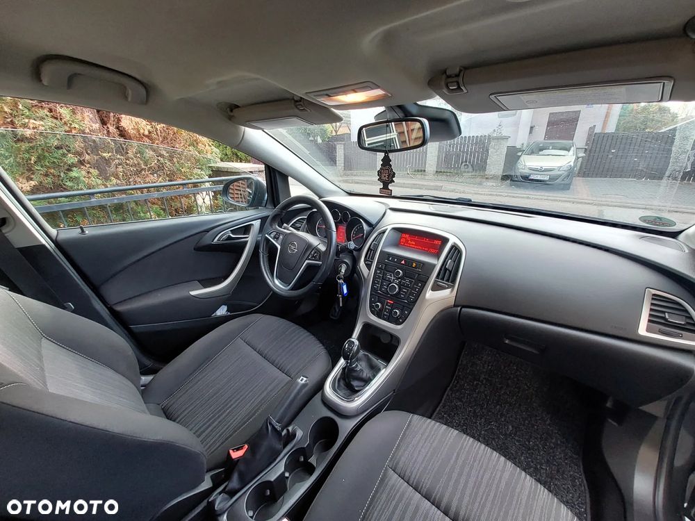 Opel Astra - 9