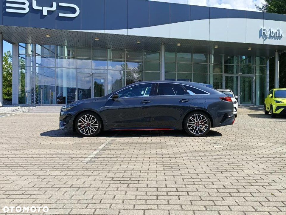 Kia ProCeed - 8