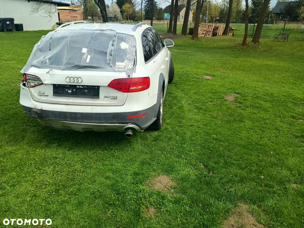 Audi A4 Allroad 3.0 TDI DPF S tronic - 6