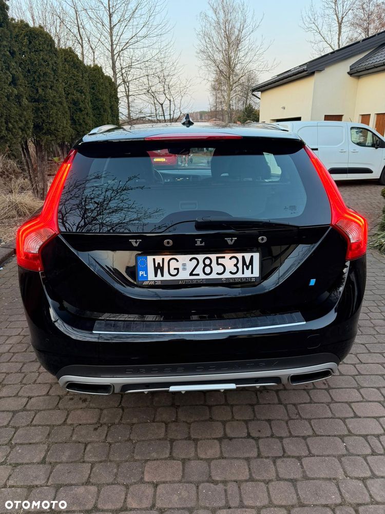 Volvo V60 Cross Country D4 AWD Geartronic Pro - 9