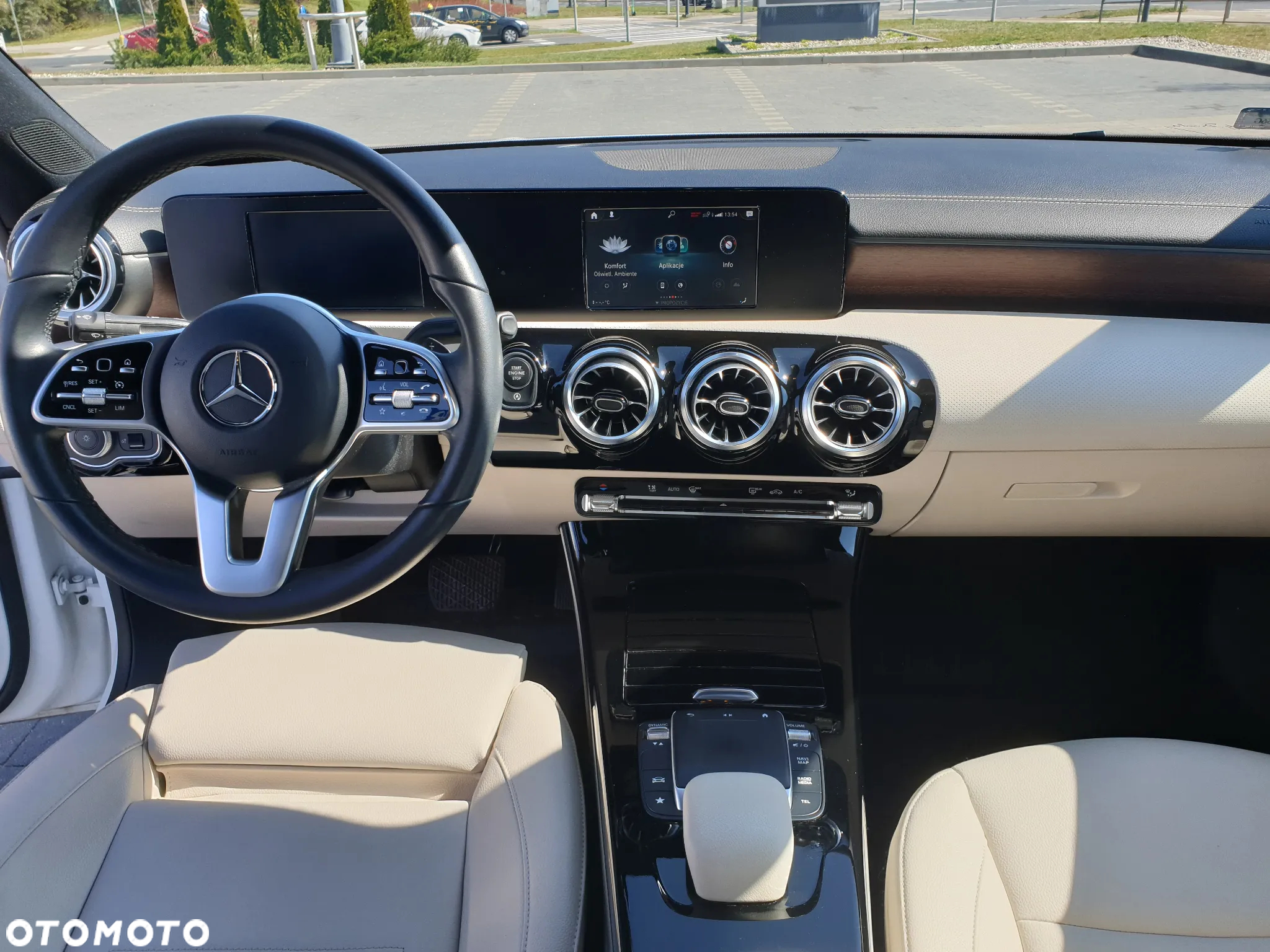 Mercedes-Benz CLA 200 Progressive 7G-DCT - 10